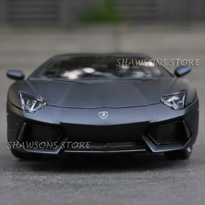 Литая под давлением Металлическая Модель автомобиля игрушки 1:24 Lamborghin Aventador Реплика коллекция - Цвет: Black no Box