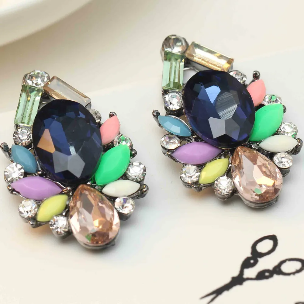 

Women's fashion earrings New arrival brand sweet metal with gems stud crystal earring for women girls