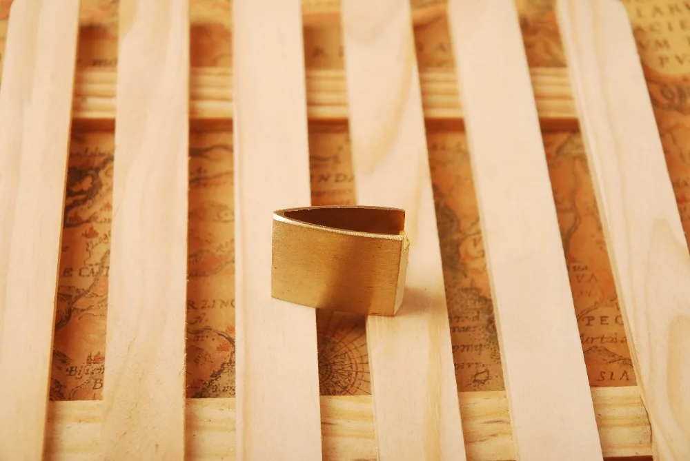 Новый стиль высококачественный ошейник с лезвием латунный хабаки для японского