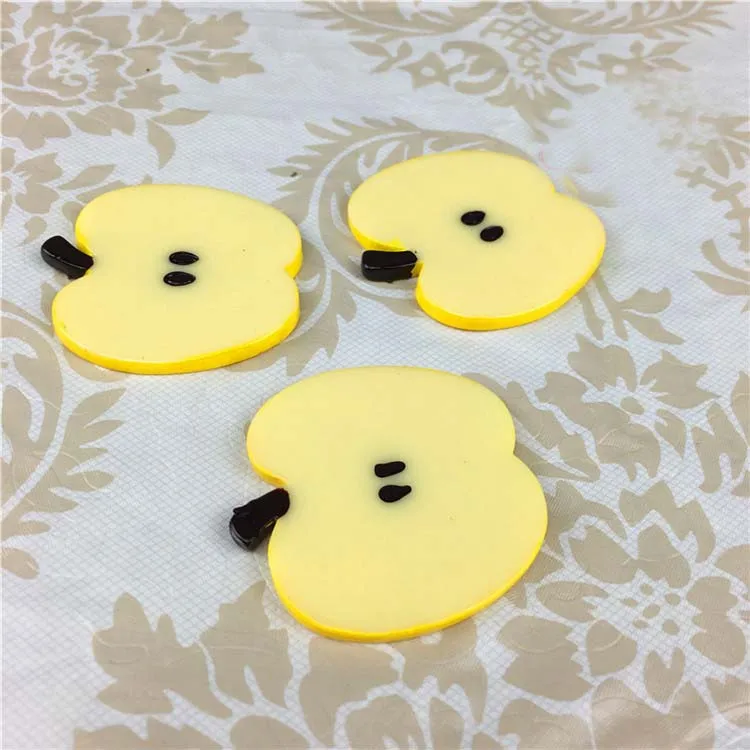 Игрушка сделай сам из фруктов желтого зеленого и красного цветов игрушка для