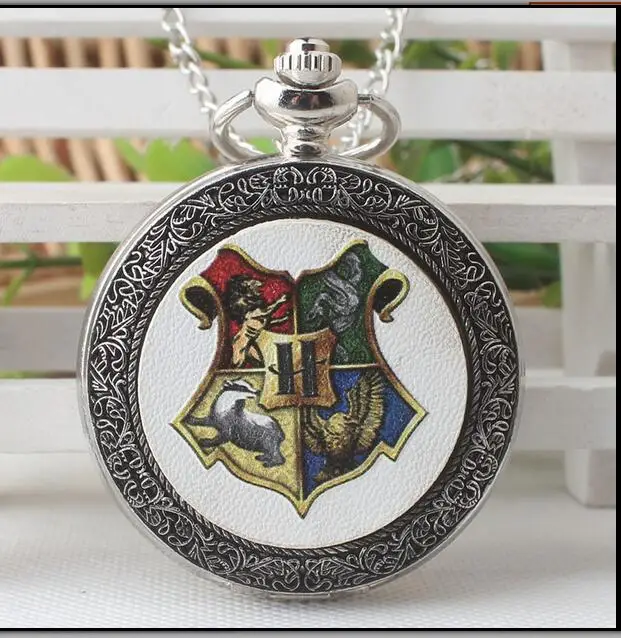 

New Silver enamel Hogwarts school of witchcraft and crest Flip clock Adult students pocket watches chain