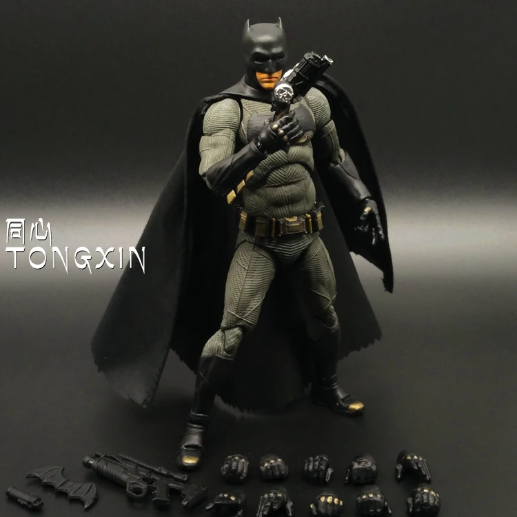 Самоубийца Mafex Бэтмен Джокер и Харли Квинн игрушка фигурка