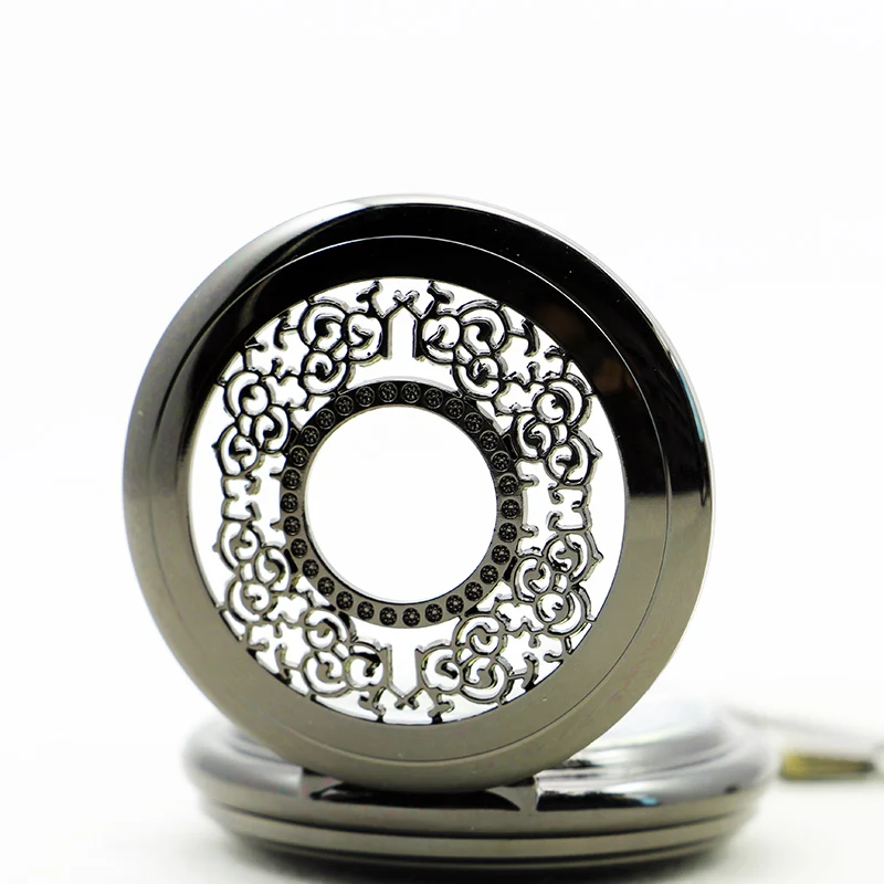 Black Mesh Relief Skeleton Mechanical Pocket Watch Retro Steampunk Gentleman Style Men's and Women's Necklaces Pendant Clock