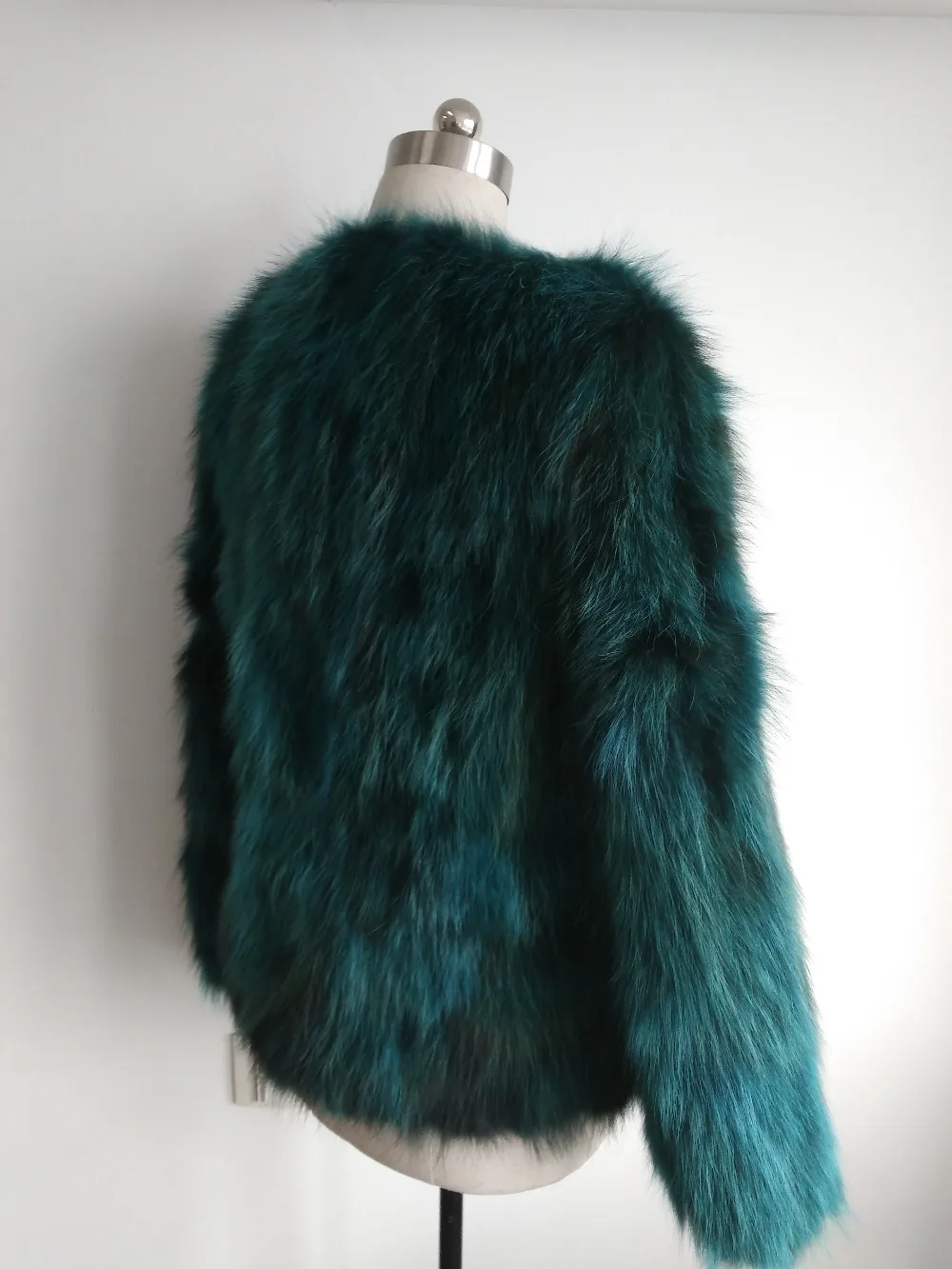 2019 Новая мода головные уборы из натурального меха енота пальто Сделанные на