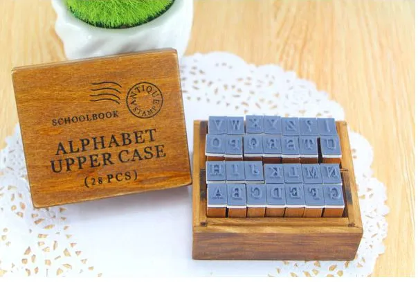 Античный алфавит штамп почерк верхняя/столица + деревянная коробка символов