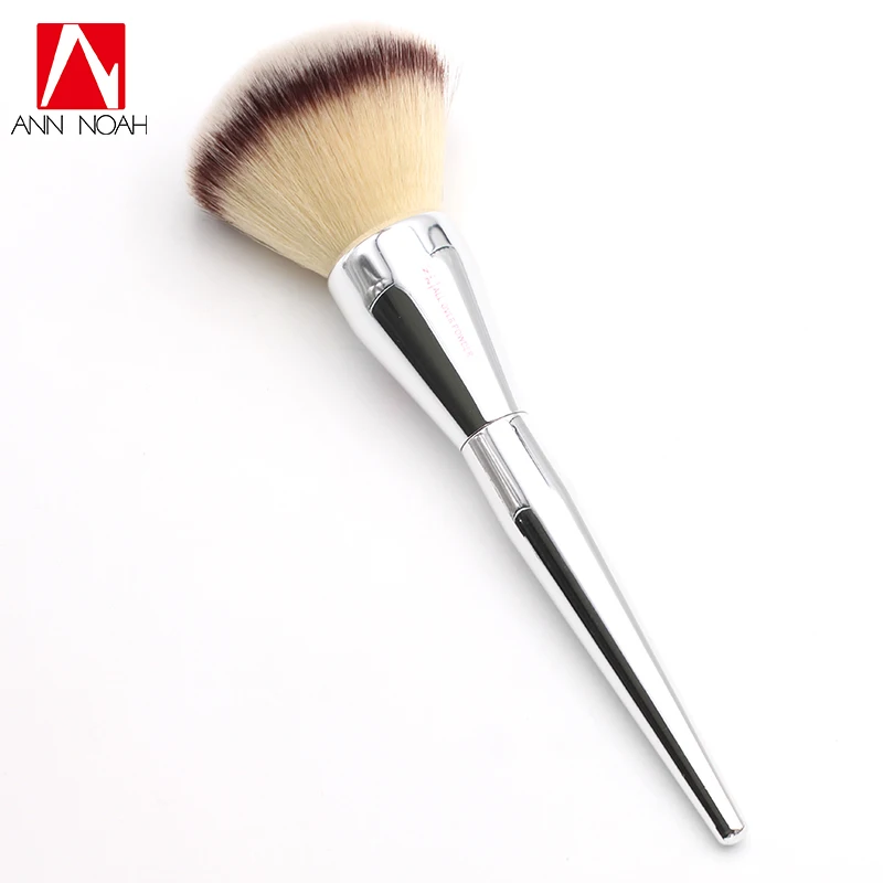 

Perfect Silver Long Plastic Handle Mushroom Shape Head It 211 Extra Large All Over Powder Makeup brushes