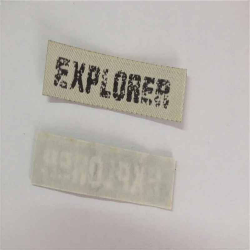 

Customized Garment Woven Label High Density For Clothing Main Label