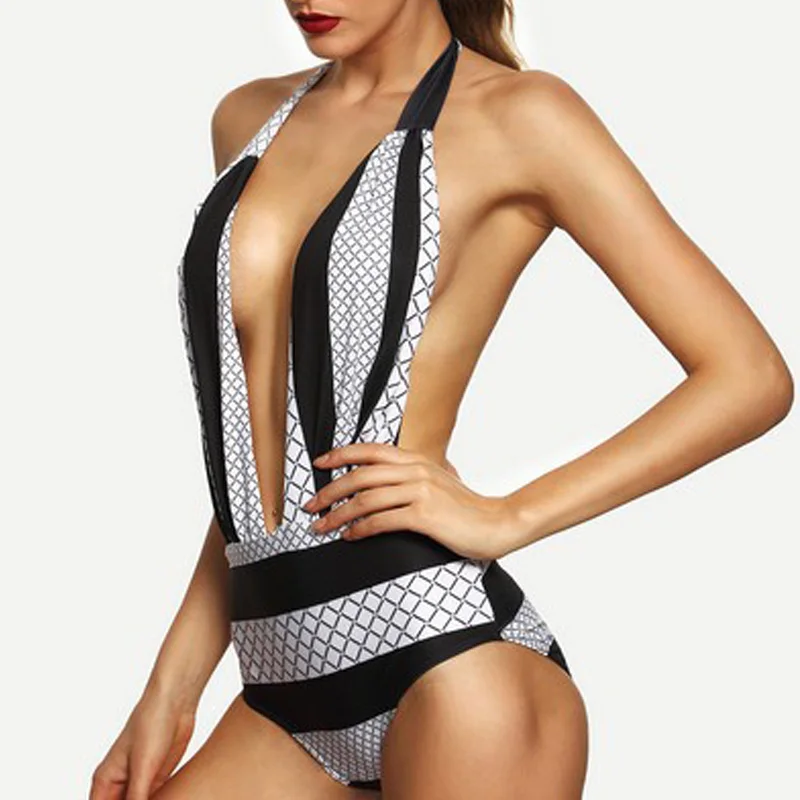 Женский купальник в полоску Tonichella черный или белый с глубоким v образным вырезом