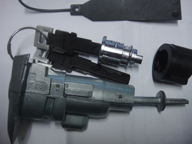 Цк оригинальный автомобиль ядро замок для magotan слесарь автоматической