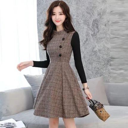 

2019 spring and autumn winter long section new women's woolen knit bottoming long-sleeved dress female self-cultivation wild