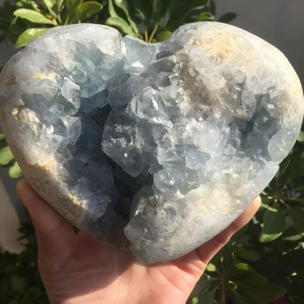 5.5lbs Celestite Geode Heart Chunky Natural Crystal Cluster from Madagascar Druzy Light Blue | Дом и сад