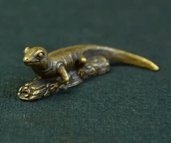 Китайская коллекция archaize латунная ящерица маленькая статуя|Статуи и скульптуры|