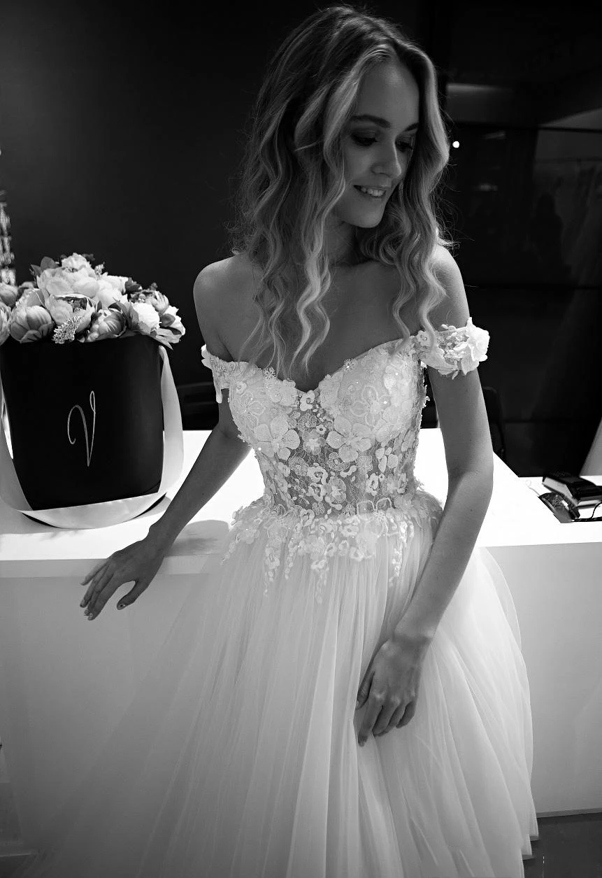 3D Flowers Wedding Dresses Off The Shoulder Sweetheart Tulle Bridal Gowns Vestidos De Novia Long Train Bride Dress 2019 | Свадьбы и