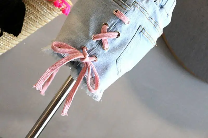 Джинсовые шорты для маленьких девочек Новинка лета 2019 Детские светло голубые