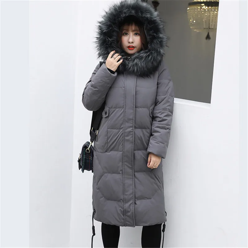 Женский пуховик с капюшоном и меховым воротником теплый толстый на белом утином