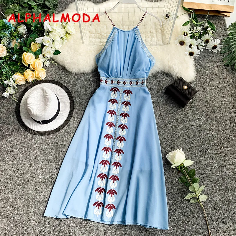 Женское платье с вышивкой ALPHALMODA Пляжное Платье лямкой на шее без рукавов в
