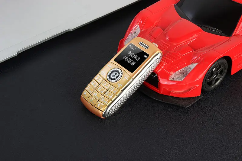 Разблокированный мини мобильный телефон, Bluetooth, набор номера, 0,66 дюймов, с ручками, мини телефон, MP3, волшебный голос, две sim-карты, маленький сотовый телефон