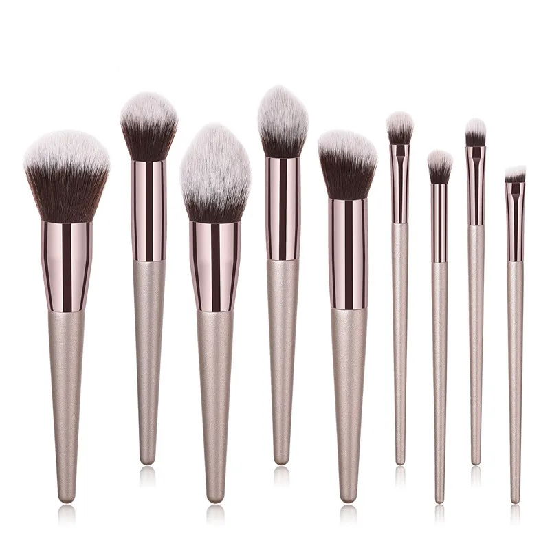 High Quality Makeup Brush Set 9pcs Foundation Lipstick Combination Eye Shadow Set. | Красота и здоровье