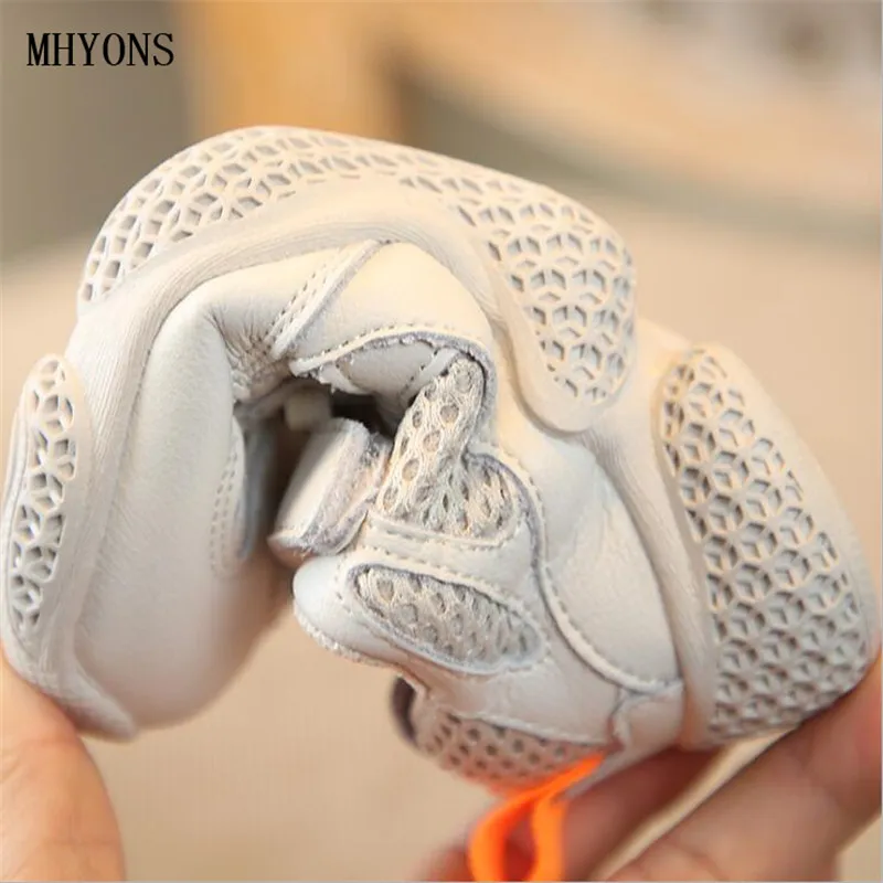 

2020spring new leather children's lace casual sports shoes fashion non-slip soft bottom girls boys cute running shoes