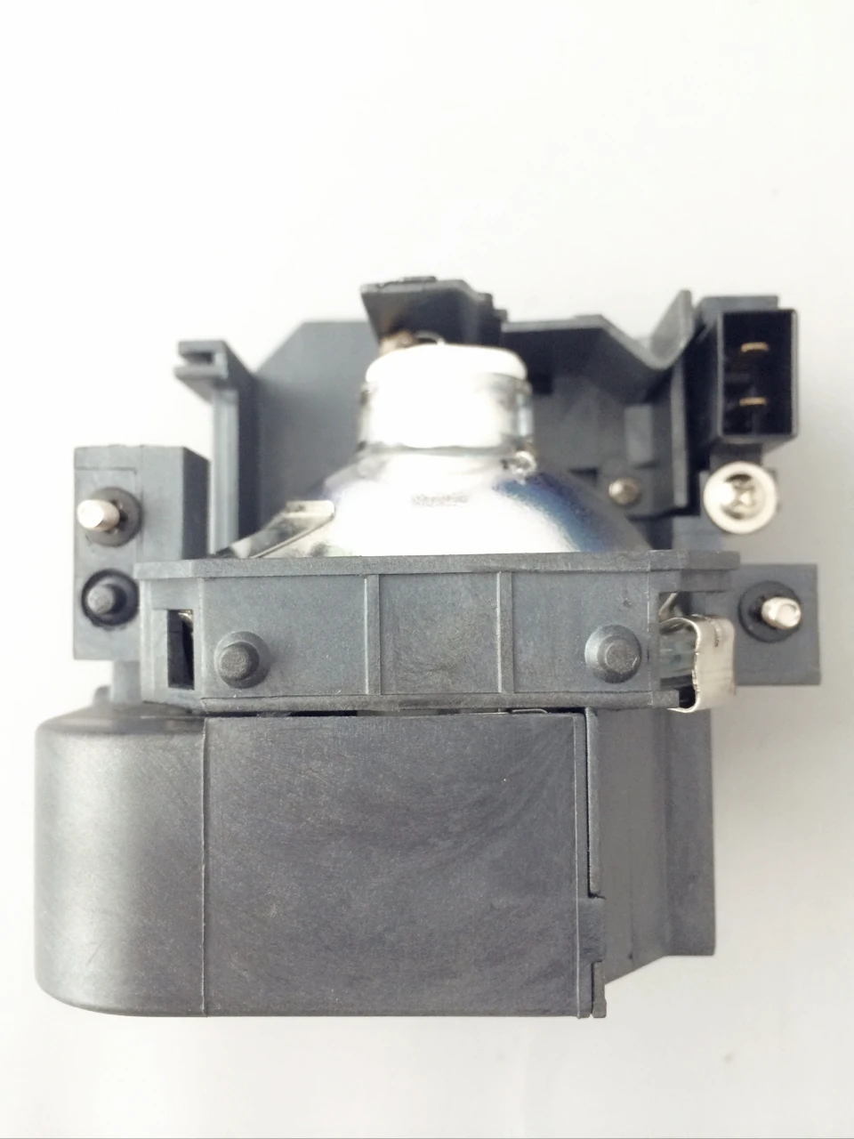 SHENG бесплатная доставка лампа ELPLP50 V13H010L50 для EPSON задняя фотография | Лампы и