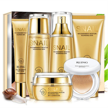 Snail Tender Skin Makeup Set,Fashion Gift Box Cosmetic Kit,Moist Concealer BB Cream,Liquid Fundation Cream,Air Cushion Cream