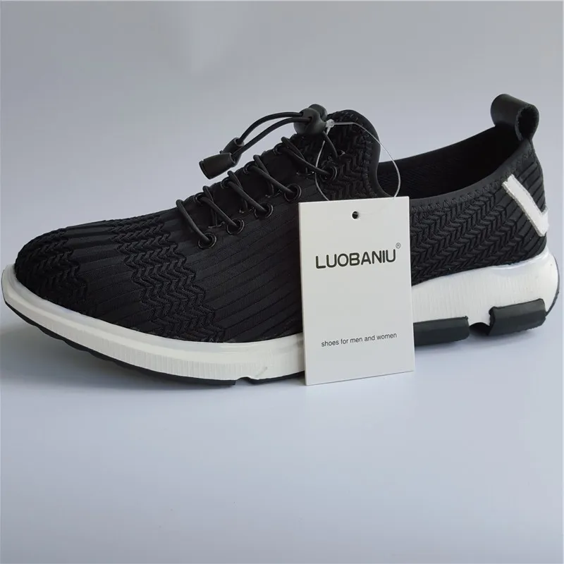 Мужские повседневные туфли черные мягкие кроссовки на шнуровке