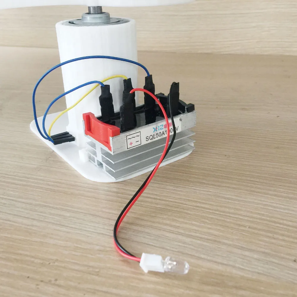 FLTXNY 20w Micro Wind Turbine With LED Light Vertical Wind Generator With Separately Controller For New Energy Class