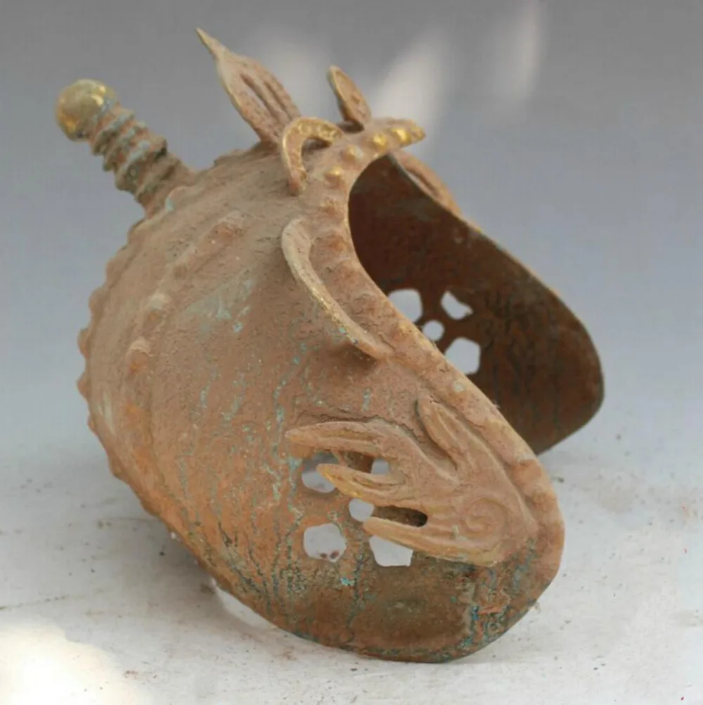 

Antique armour Collectible Chinese Warring States period bronze old military combat helmets