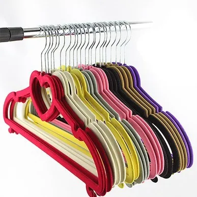 Скольжение напыление с a крюк ( красный ) ограничивается большие в форме сердца