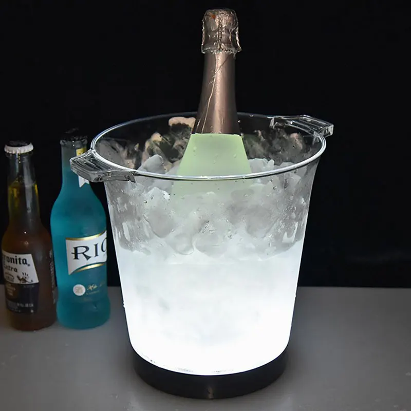 White Многоцветный 5L светодиодный ведра для льда светящийся винный охлаждающий ведро для шампанского для пива напитков охладитель кухонный бар вечерние аксессуары бутылочная пробка - Цвет: White