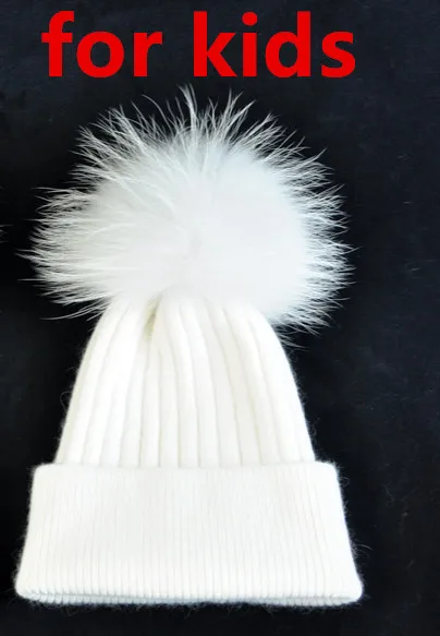White for kids Шапка с помпоном из натурального меха для мамы, зимние шапки для детей, женские теплые шапки для мальчиков и девочек, милая вязаная шапка в полоску, костюм для родителей, зимняя шапка - Цвет: White for kids