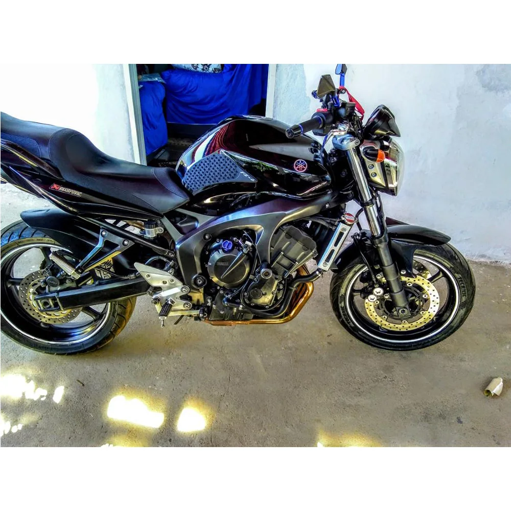 Защита для мотоцикла Knight YAMAHA FZ6 06-13 07 08 10 11 12 противоскользящая наклейка на бак