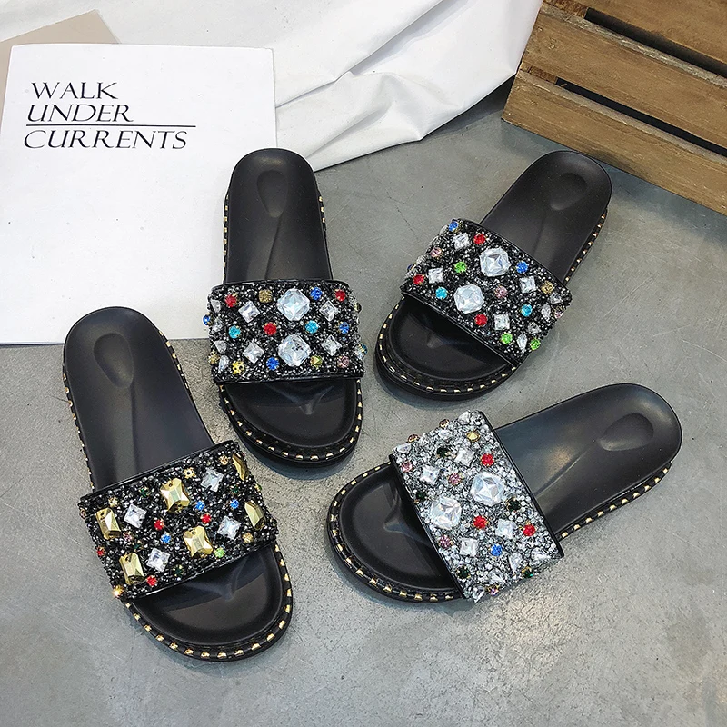 Дизайнерские Тапочки летняя обувь на плоской подошве 2019 г. заклепка с