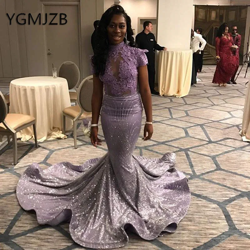 

Long Evening Dresses 2019 Mermaid High Neck Short Sleeve Sequin Applique Lace Prom Gown African Women Formal Dress Party Dress