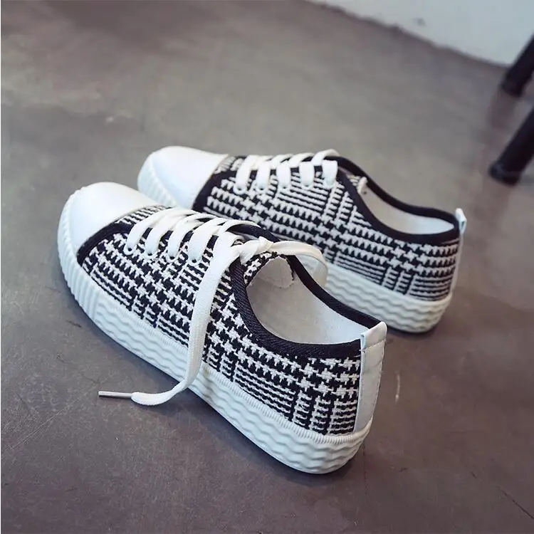 

2018 Spring New Korean Canvas Shoes Lattice Breathable Casual Student Shoes Flat Women's Shoes