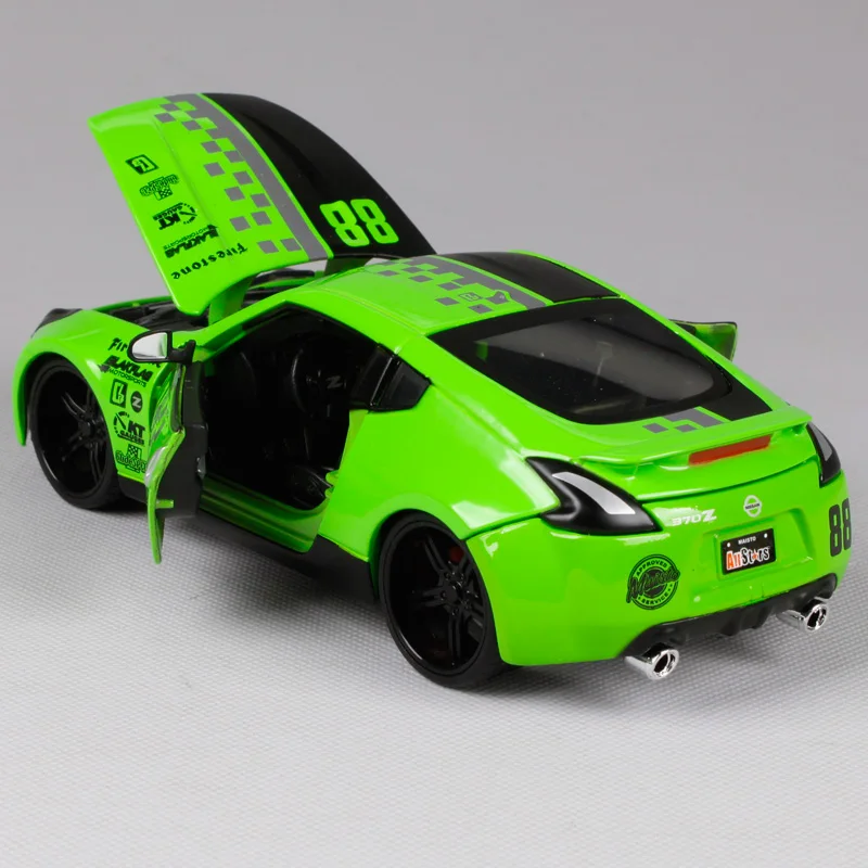 Maisto 31353 370z green car литье под давлением для Nissan racing model новый цвет автолитье мужчин