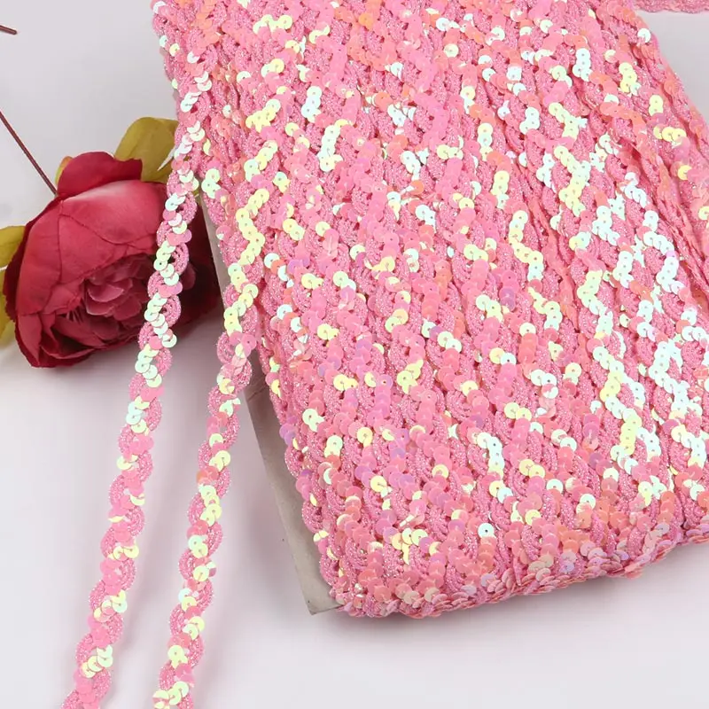 Pink NBHB 5 ярдов Красивый Блестящий Бисероплетение Блестки кружевная ткань отделка для костюма сценические Танцы одежды ленты ручной работы Dencoration - Цвет: Pink