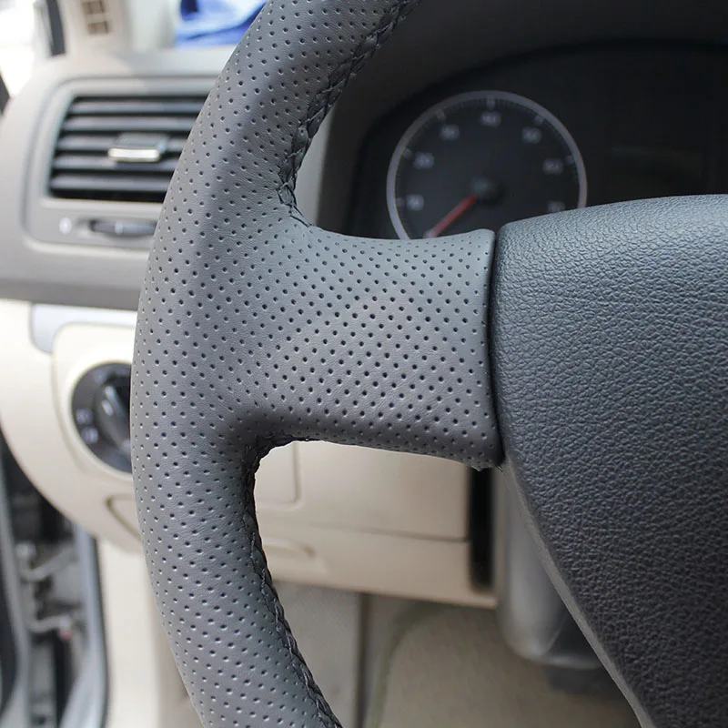 

BANNIS Black Artificial Leather Hand-stitched Steering Wheel Cover for for Volkswagen Old VW Golf Polo Sagitar Lavida 2010 Polo