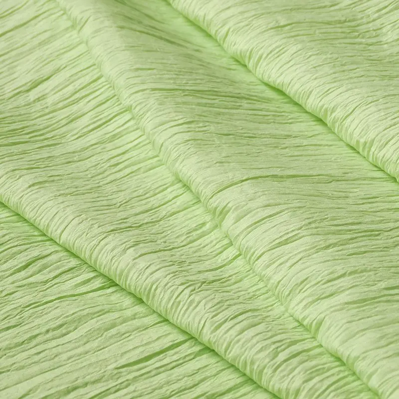 

Thin Green Chiffon Fabric with Small Fresh Drape