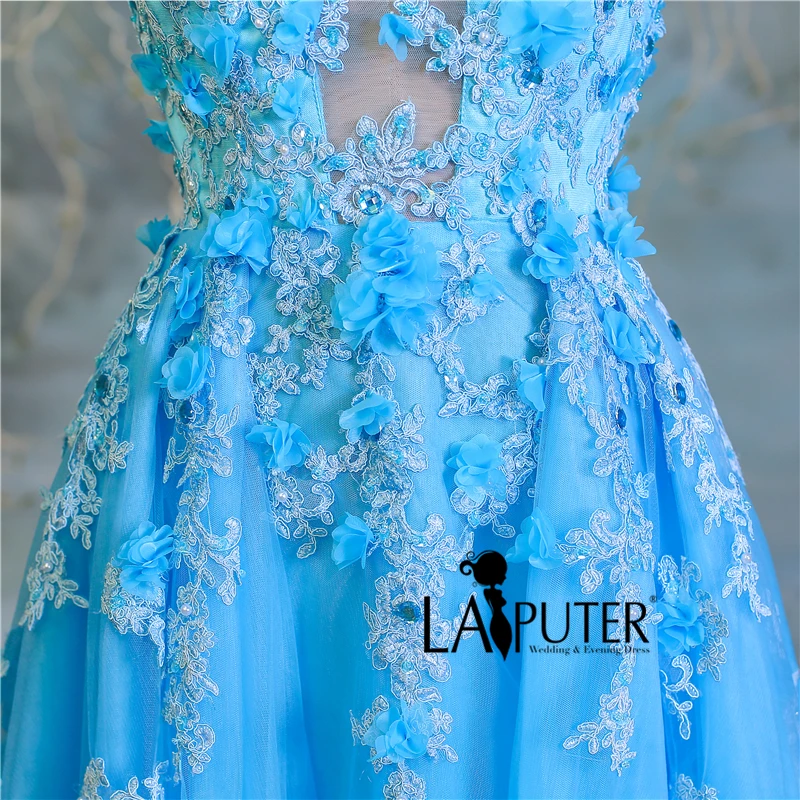 2017 вечернее платье для выпускного вечера короткое светло-голубое с 3D цветами
