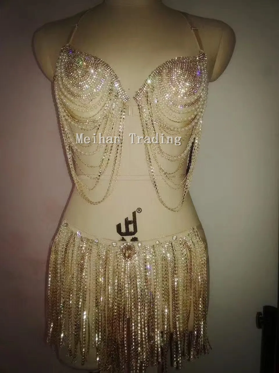 Сексуальное бикини с золотыми кристаллами и кисточками комплект одежды из двух