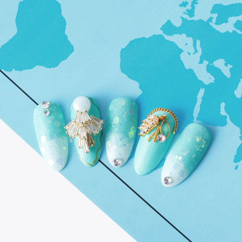 

5pcs Ladies Nail Art Glittering Crystal DIY Manicure Rhinestone Beads Nail Art NShopping