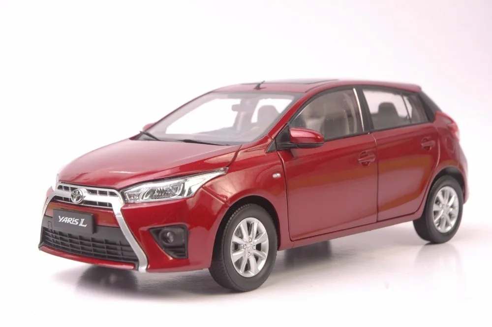 1:18 литая модель для Toyota Yaris L игрушечный автомобиль из красного сплава
