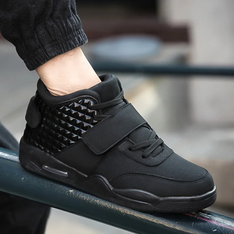 Мужская повседневная обувь модные замшевые туфли на плоской подошве со звездами