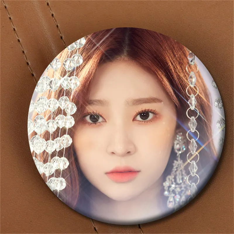 KPOP IZONE Броши 2-й Мини альбом HEARTIZ официальный фото IZ* ONE HEART* IZ значок для одежды шляпы рюкзак корсажи