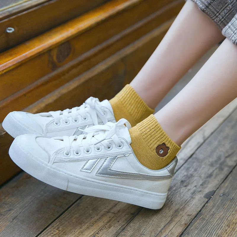 Новинка 2015 года весенние женские короткие носки из хлопка с вышивкой медведя