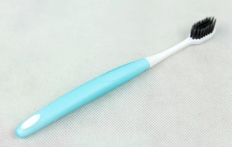 Двойная Ультрамягкая зубная щетка с бамбуковым углем 4 шт. нано для ухода за