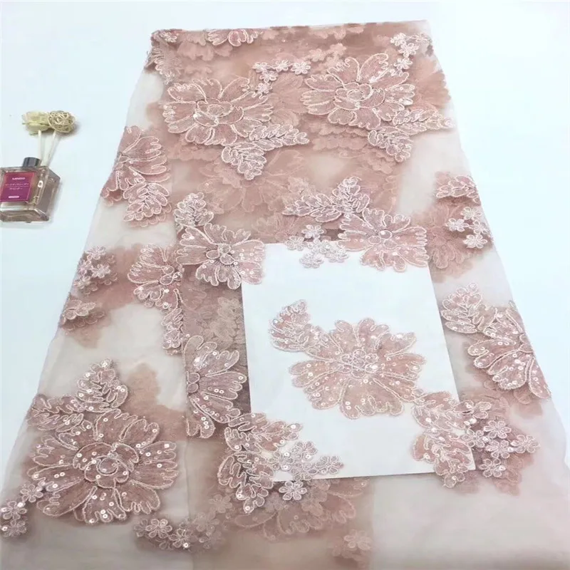 Новинка 2019 яркая кружевная ткань сиреневого цвета высококачественная с вышивкой