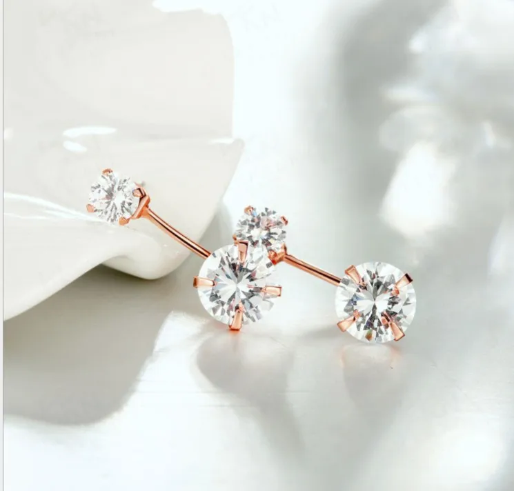 Распродажа европейские серьги гвоздики с кристаллами от Swarovski новые модные