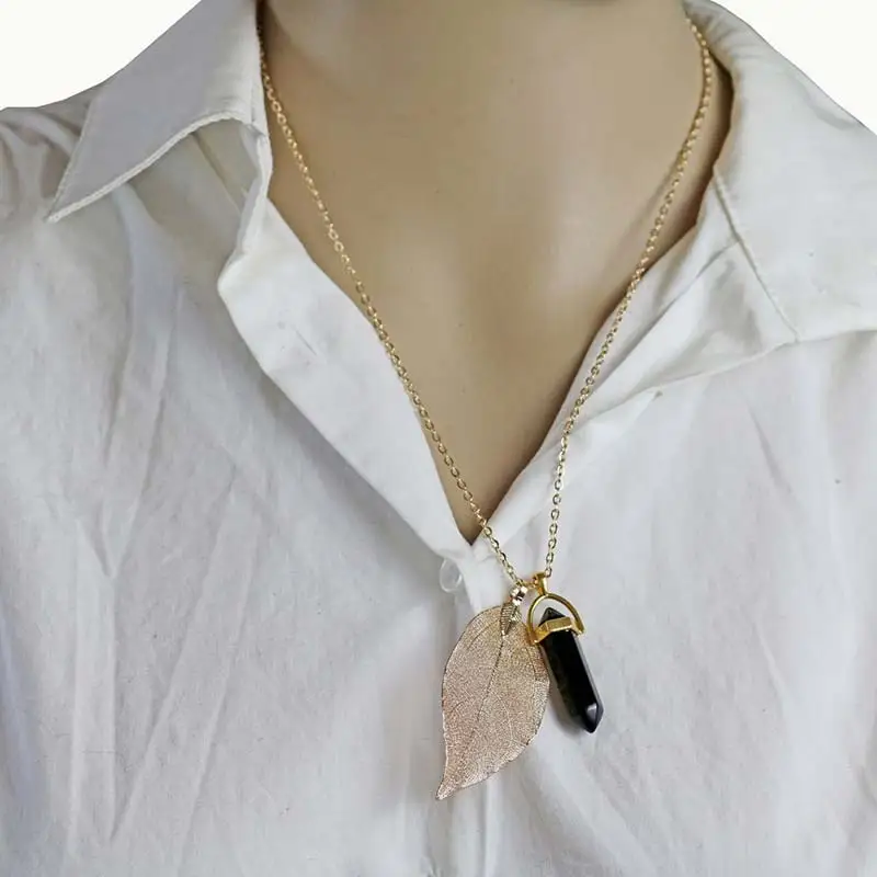 Кварцевое ожерелье с кристаллом подвеска из черного оникса в стиле бохо